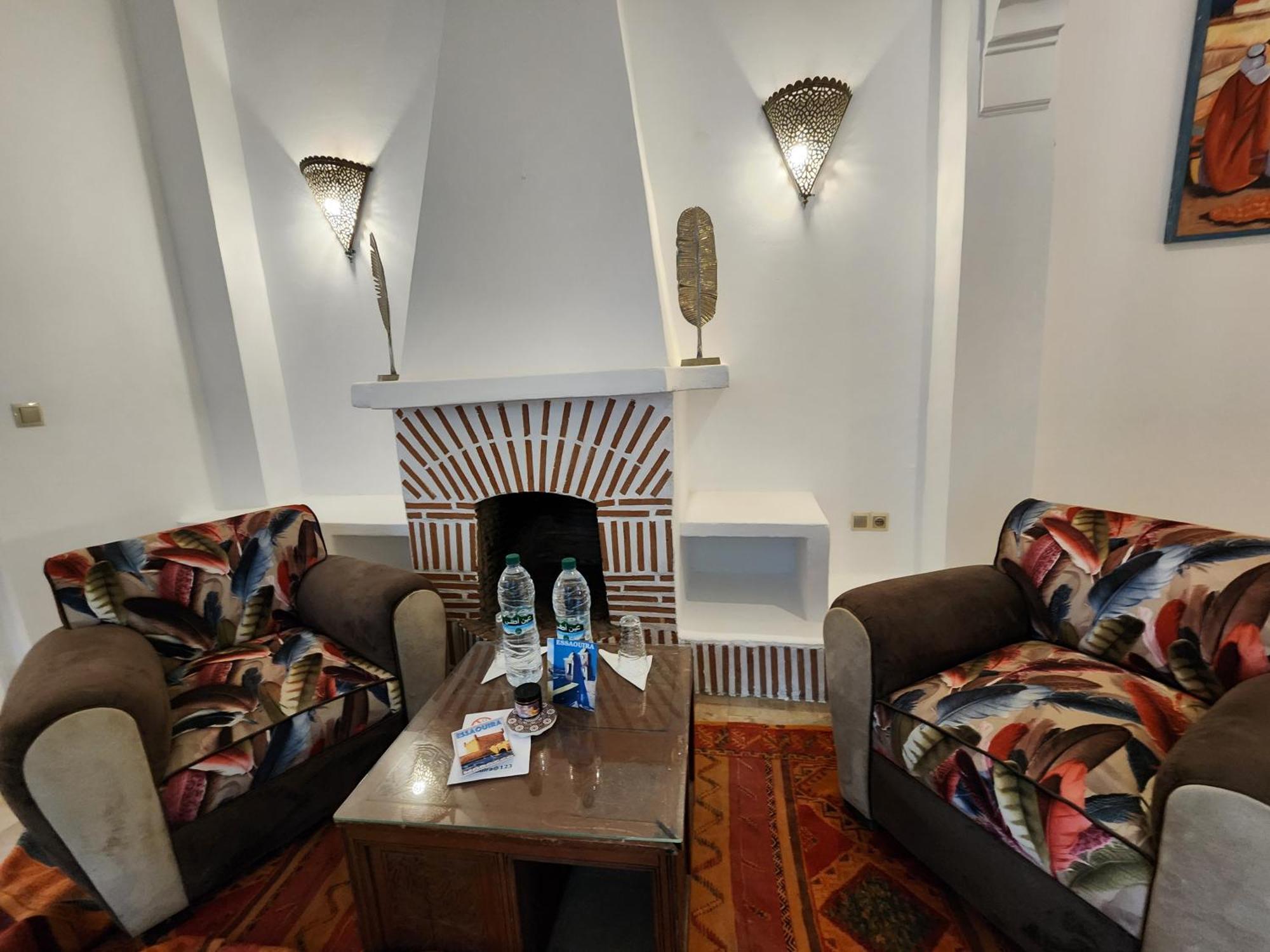 Dar Adul Hotel Есувейра Екстериор снимка